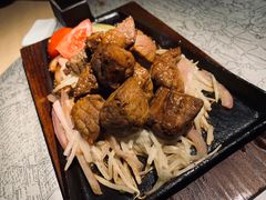 -穹六人间 people 6(岳阳路店)