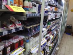 -全家便利店(愚园店)