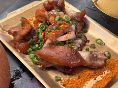 -何师烧烤Pro ·小龙虾·江湖川菜·精酿啤酒(太古里店)