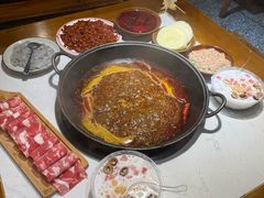 -重庆故事姊妹老火锅(财经学院店)