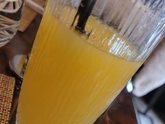 -上海和平饭店维克多咖啡厅 Victor's