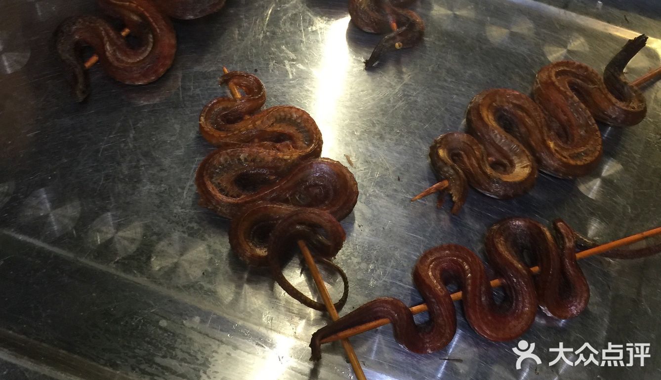 我在柬埔寨吃的各种虫子