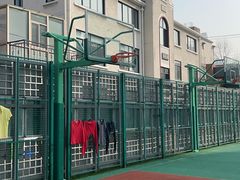 -上海戏剧学院附属高级中学