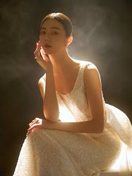 点击看大图 -至臻微拉婚纱摄影