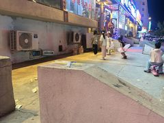 -顶顶汤火牛排火锅·经典铜锅涮肉