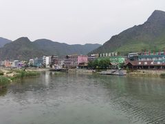 -百里峡七彩艺术小镇