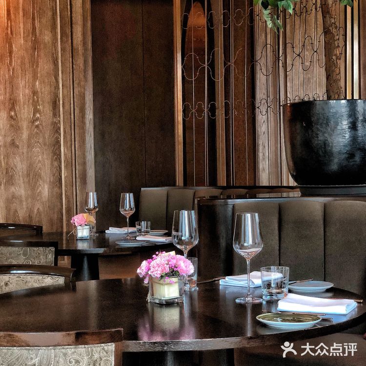 广州小蛮腰[爱心]塔景高空餐厅约会浪漫好去处 