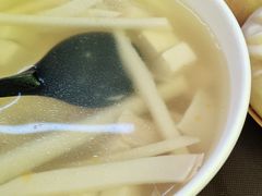酸笋豆腐-津品味小吃(大学湾店)