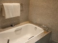 -上海外滩茂悦大酒店