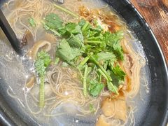 大肠蚵仔面线-大三元台湾鲁肉饭(沙井新桥店)