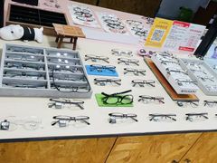 -罗伯特眼镜·蔡司官方授权(罗湖国贸店)