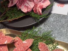 -草家酱蟹炭火烤肉店(珲春南路二店)