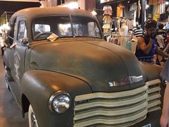 -席娜卡琳火车铁道夜市