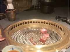 -铭牛烧肉·和牛海鲜自助(高新月牙湖店)