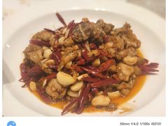 -绿草地·湘菜(酃湖师院店)