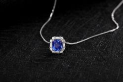 -威德钻石-克拉钻大本营(南京东路店)