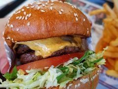 -The Habit Burger Grill 哈比特汉堡(复兴soho店)
