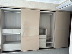 -百安居装修建材卖场(泰然店)