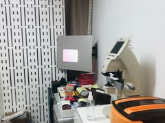 -目艮眼镜SHOWROOM(品牌集合店)