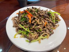 -蒙艾里民族传统菜蒙餐