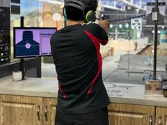 -都市枪神实弹射击俱乐部