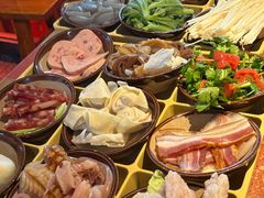 -赵美丽·重庆社区火锅·直营店(火车东站·中豪国际店)