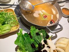 -左庭右院鲜牛肉火锅(七宝领展广场店)