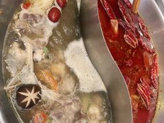 -大龙燚火锅(天安云谷店)