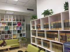 -约读书房(市南校区)