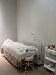 -苑苑vbeauty科技美容SPA
