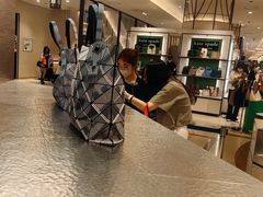 -三宅一生 (阪急梅田本店)