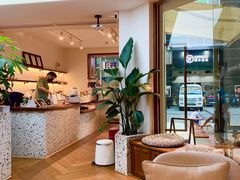 -Line 咖啡(石厦花园店)