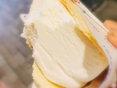 奶砖冰激凌-沃洛格达(万象城n次方店)