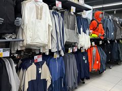 -迪卡侬(高新万达店)