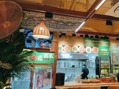 -云阿蛮云南生烫牛肉米线(奉贤路店)