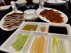 一品烤鸭-皇城根北京风味主题餐厅(泰华城店)