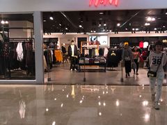 -H&M(星河城店)