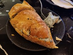 松露鱼籽法棍-Let's Taipei 非常烘焙(太古里店)
