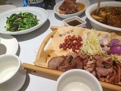 -关东小磨东北菜(漕河泾印象城店)