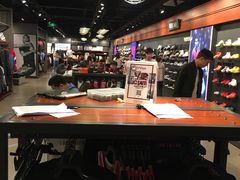 -NIKE品牌体验店(金源新燕莎店)