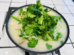 -肥汁米蘭香港米线(长宁来福士店)