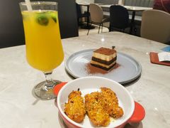 -必胜客(漕宝路店)