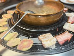 -阿山卓·野生菌火锅·纳西火塘烤肉