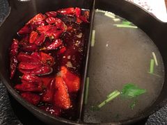 四季草本鸳鸯锅-盡膳口福跷脚牛肉火锅(北美新天地店)