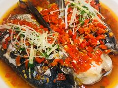 老坛剁椒蒸鲜活鱼头-北方家宴(番禺永旺店)