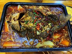 -老东镇啤酒屋海鲜加工·蒸汽海鲜·海鲜烧烤(台东店)