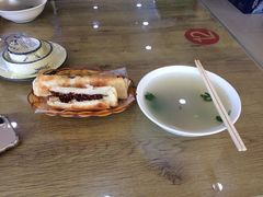 驴杂汤-河间老万驴肉火烧(福建北路店)