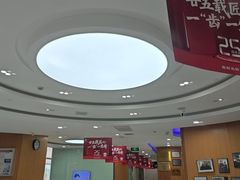 -雅悦齿科(顾村公园店)