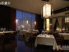 靠窗位-北京金融街丽思卡尔顿酒店·意味轩 Cepe