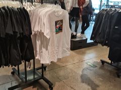 -NIKE上海青浦优选体验店